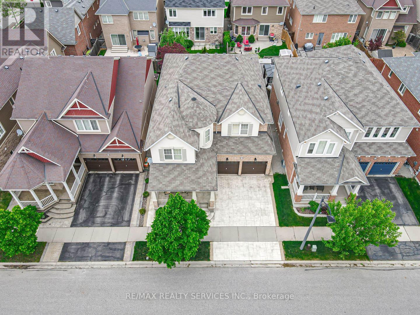 Property at 879 ETHERINGTON WAY image 3