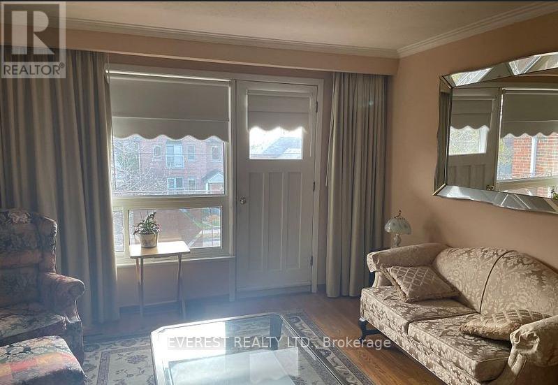 66 Evans Avenue, Toronto, Ontario  M8Z 1H6 - Photo 4 - W12171768