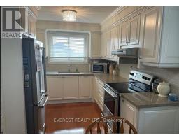 66 EVANS AVENUE, Toronto, Ontario