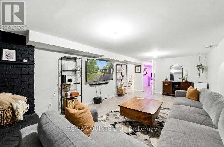 28 Radeski Street, Quinte West, Ontario  K8V 6B5 - Photo 26 - X12171780