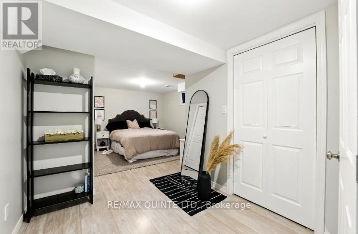 28 Radeski Street, Quinte West, Ontario  K8V 6B5 - Photo 31 - X12171780