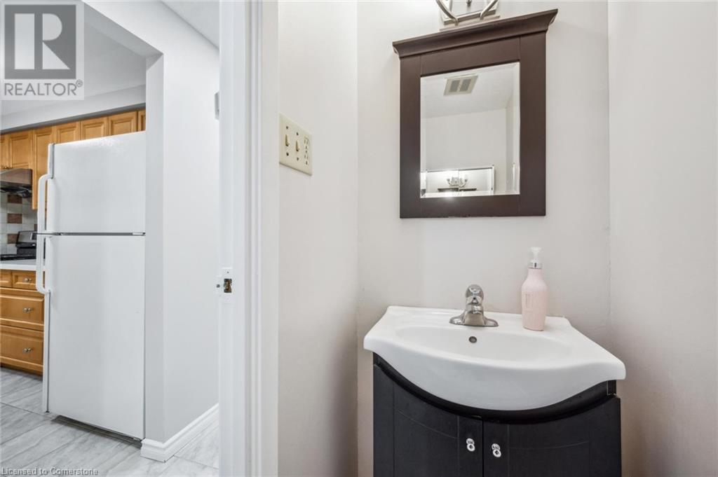 28 Underhill Crescent Unit# 22, Kitchener, Ontario  N2A 2S8 - Photo 20 - 40733310