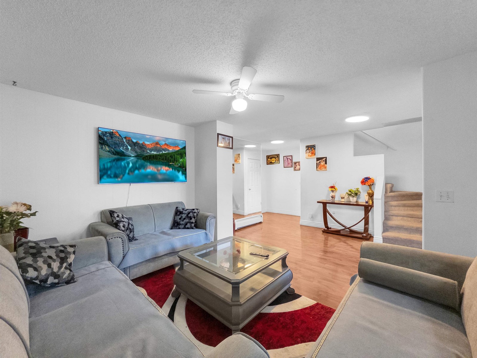 Property at 8591 150 STREET image 4