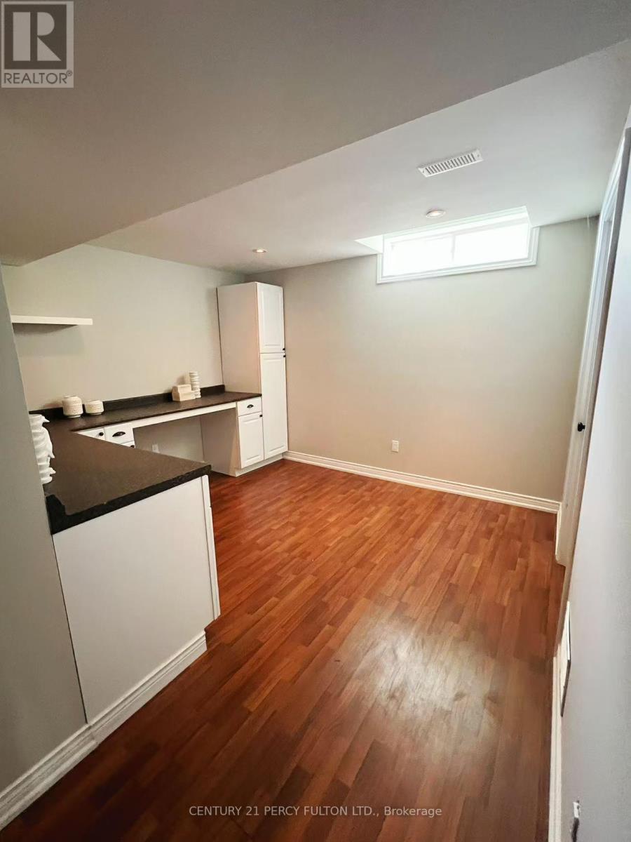 359 Woodspring Avenue, Newmarket, Ontario  L3X 3H1 - Photo 14 - N12148962
