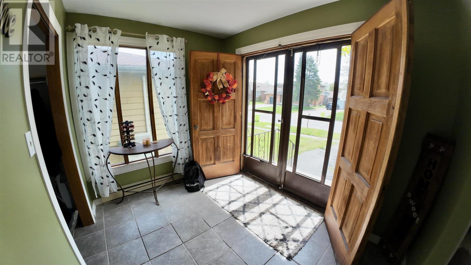 200 Country Club Pl, Sault Ste. Marie, Ontario  P6A 6A3 - Photo 44 - SM251209