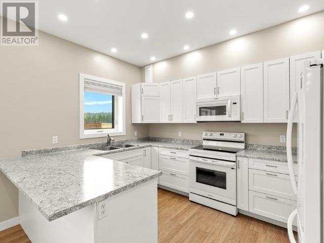 68 Eugene Avenue, Whitehorse, Yukon  Y1A 0S9 - Photo 9 - 16495