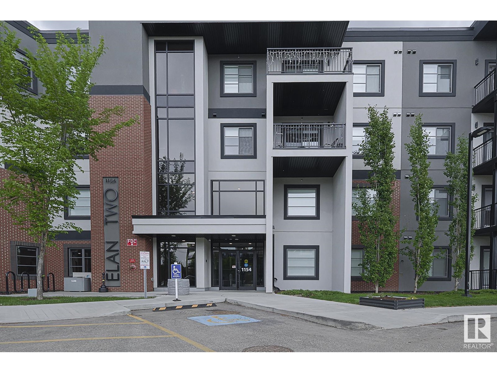 Property at #426 1154 ADAMSON DR SW image 1