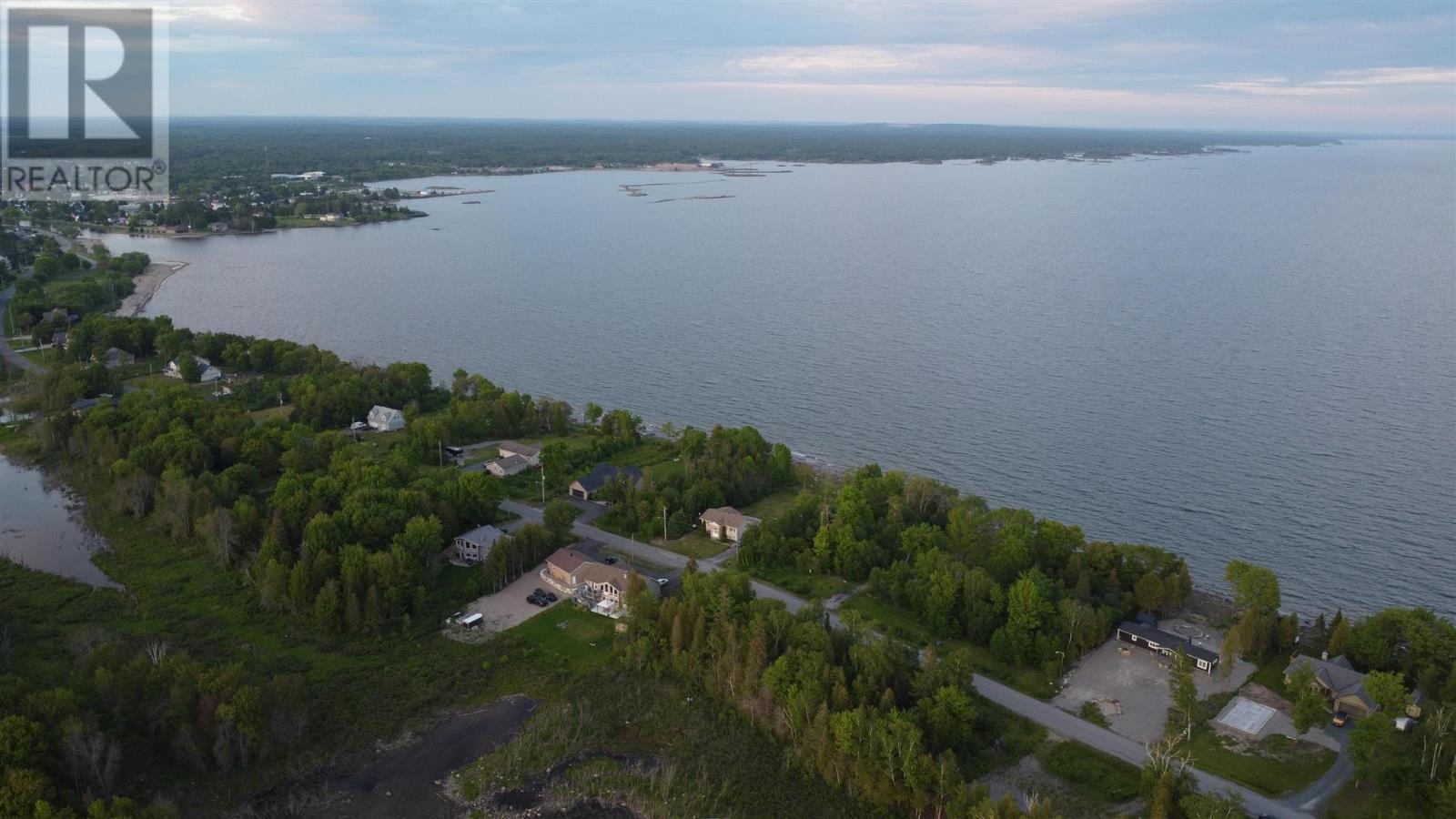 58 Lighthouse Point Rd, Thessalon, Ontario  P0R 1L0 - Photo 6 - SM251220