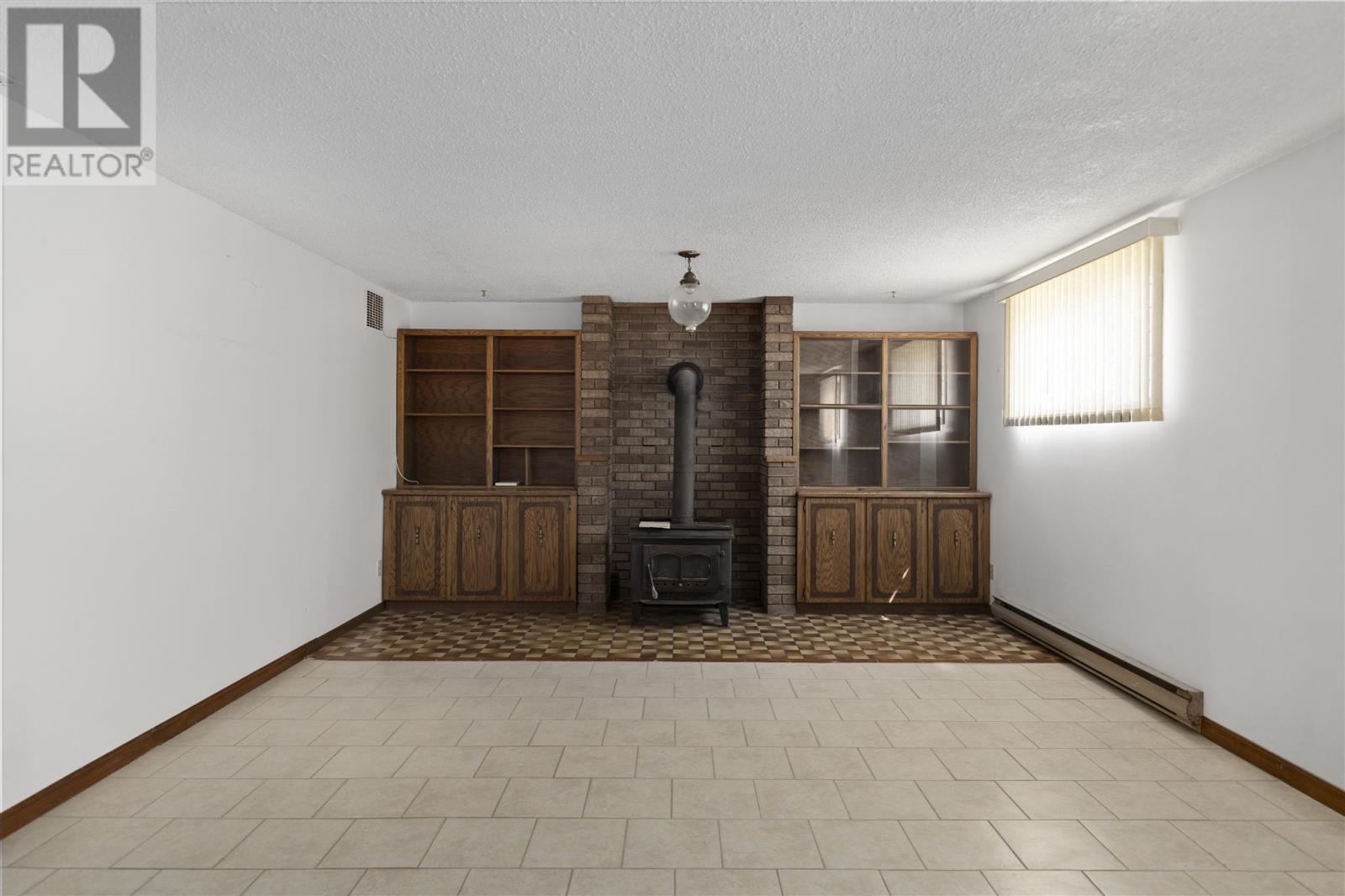 612 Farwell Ter, Sault Ste. Marie, Ontario  P6C 4C9 - Photo 21 - SM251221