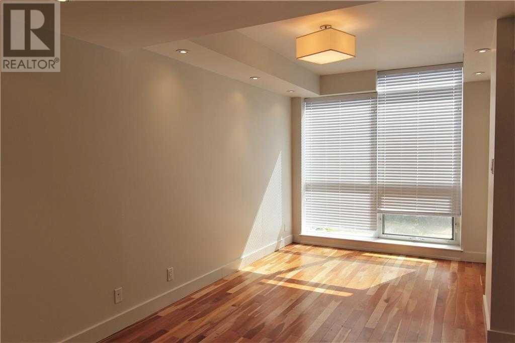 14615 Shawnee Gate Sw, Calgary, Alberta  T2Y 0K4 - Photo 14 - A2223689