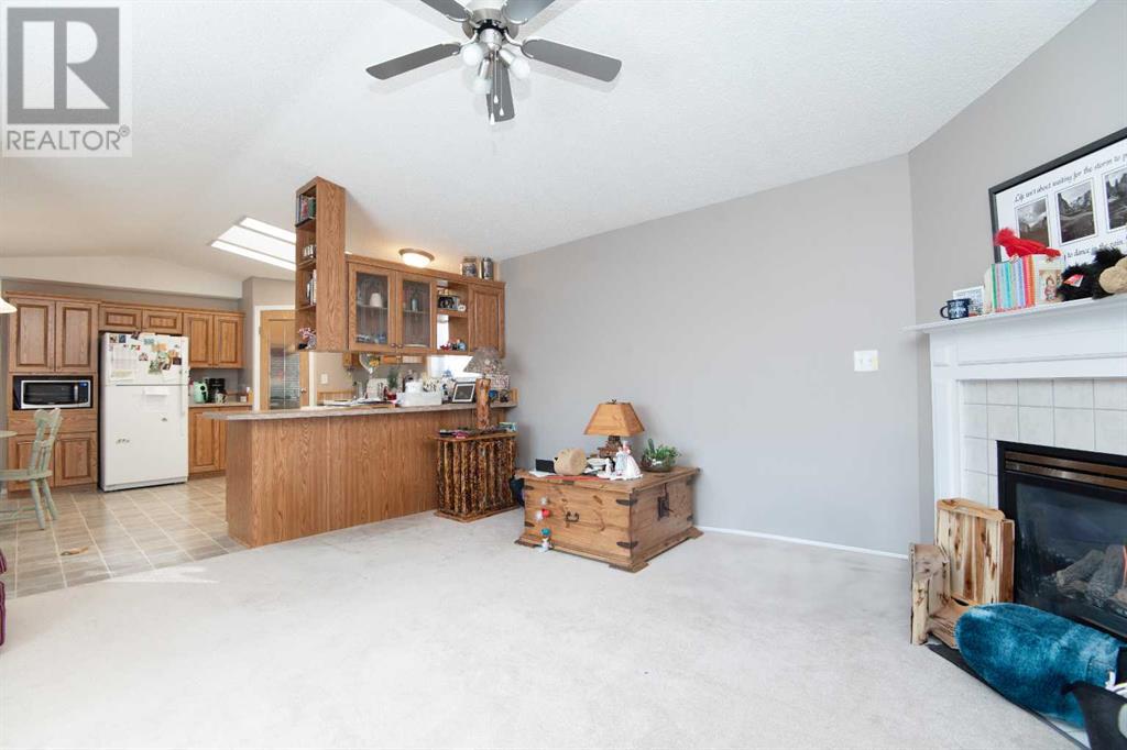 2308 Danielle Drive, Red Deer, Alberta  T4R 2Z8 - Photo 13 - A2202704