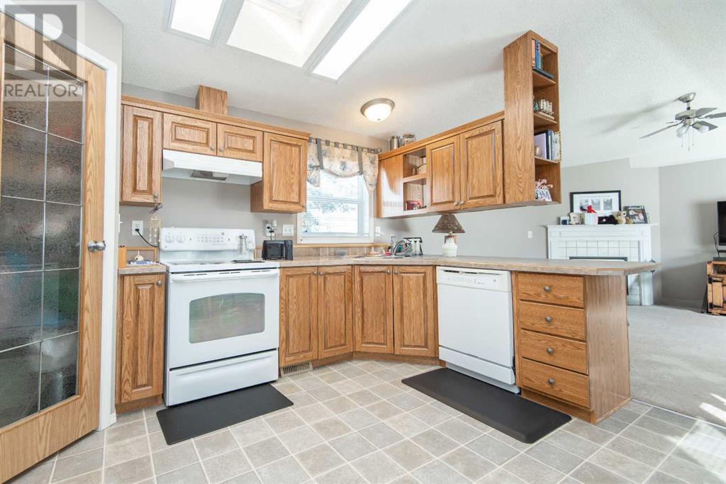2308 Danielle Drive, Red Deer, Alberta  T4R 2Z8 - Photo 16 - A2202704