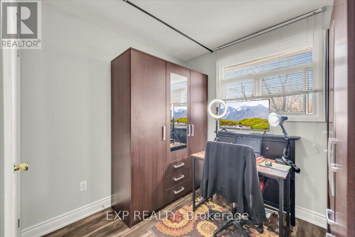 135 Mill Street N, Brampton (Downtown Brampton), Ontario  L6X 2P1 - Photo 10 - W12171812