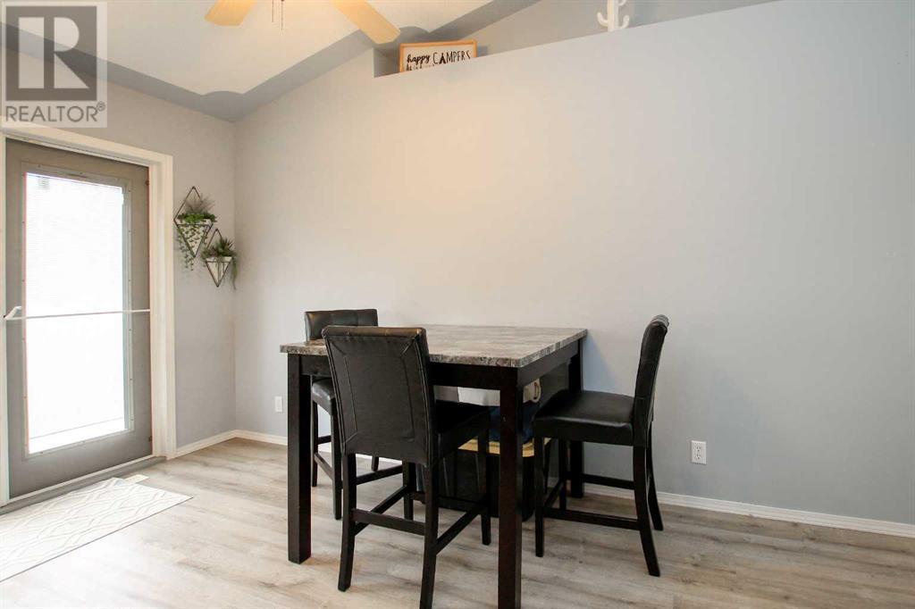 9 Lyon Crescent, Sylvan Lake, Alberta  T4S 2M6 - Photo 7 - A2219326