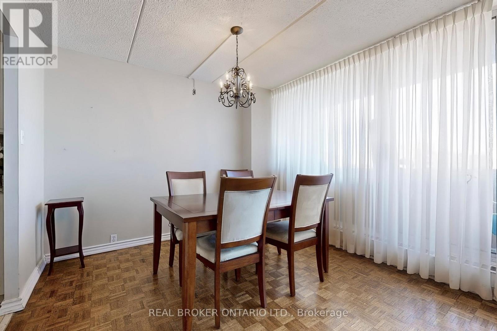 1012 - 2 Glamorgan Avenue, Toronto (Dorset Park), Ontario  M1P 2M8 - Photo 10 - E12171816