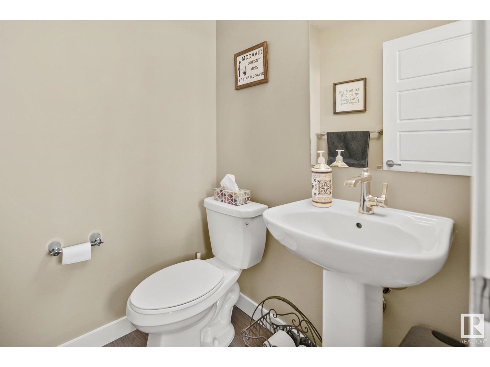 Property at 7135 EDGEMONT WY NW image 3