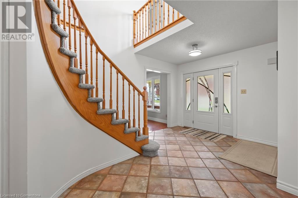 79 Handorf Drive, Cambridge, Ontario  N3C 3Y3 - Photo 4 - 40729832