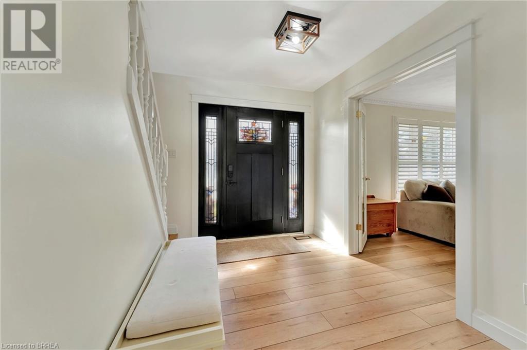 Property at 28 AUSTIN Crescent image 5