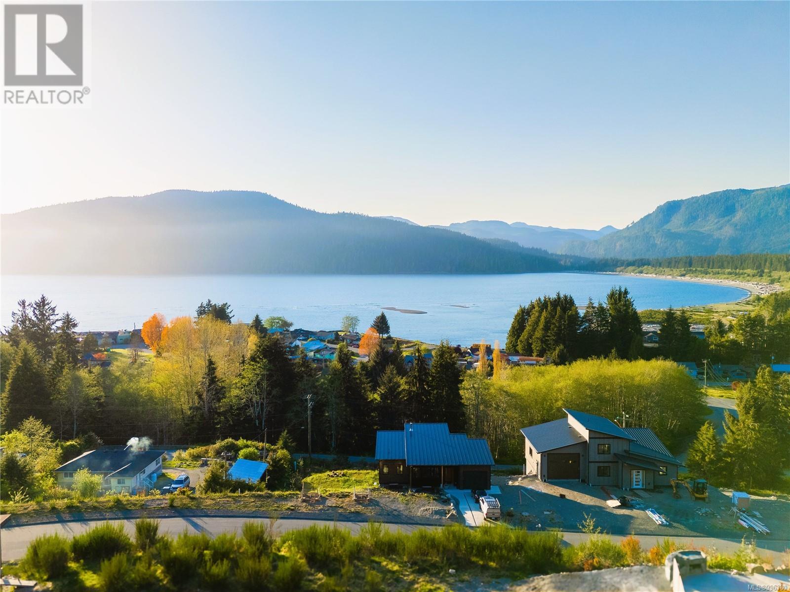 16923 Beachview Close, Port Renfrew, British Columbia