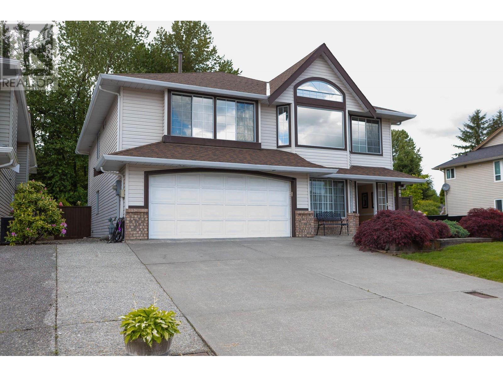888 HERRMANN STREET, Coquitlam, British Columbia