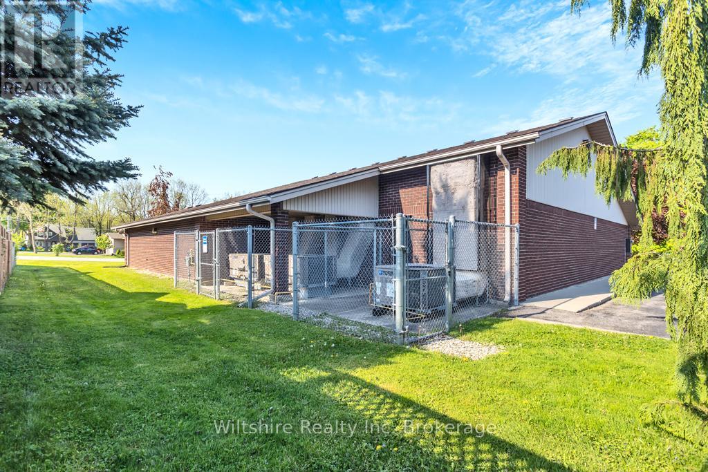239 Ossian Terrace, Ingersoll, Ontario  N5C 3J2 - Photo 37 - X12171836