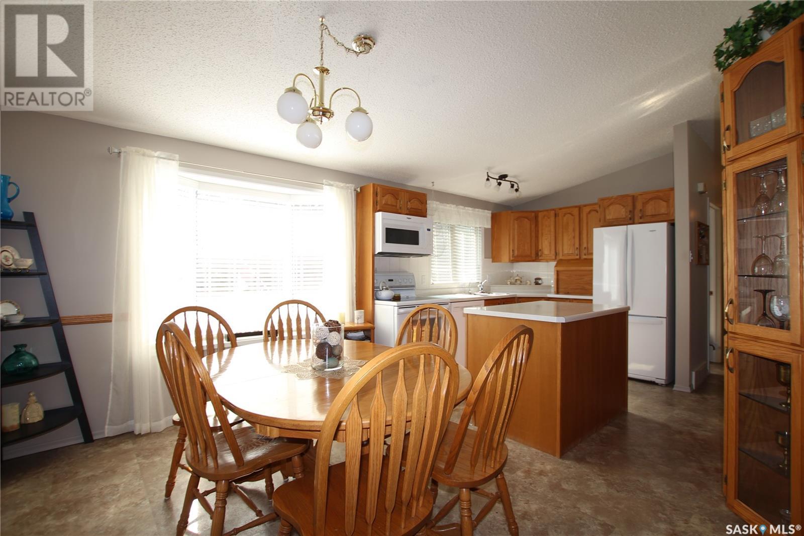400 Montgomery Drive, Nipawin, Saskatchewan  S0E 1E0 - Photo 21 - SK007073