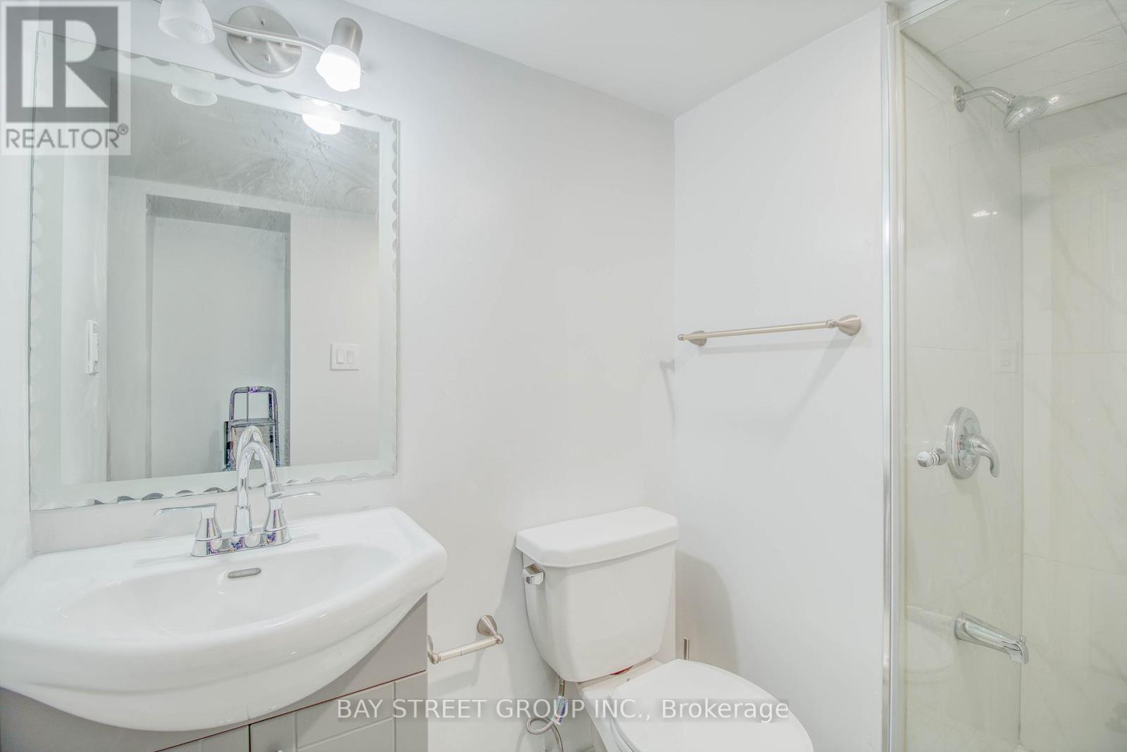 Basement #2 - 65 Davis Road, Aurora, Ontario  L4G 2B4 - Photo 12 - N12171842