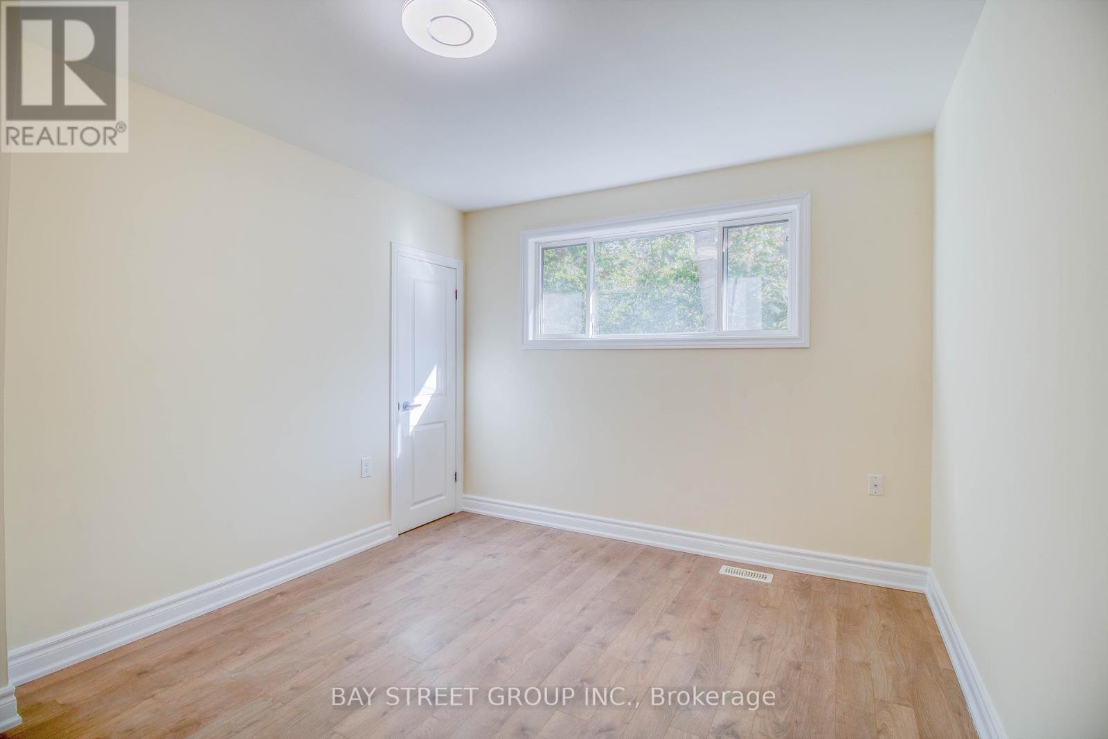Main Floor - 65 Davis Road, Aurora, Ontario  L4G 2B4 - Photo 21 - N12171846