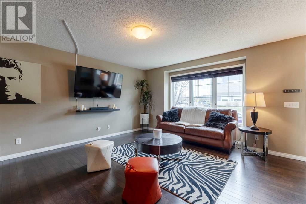 3007 Windsong Boulevard Sw, Airdrie, Alberta  T4B 0Y3 - Photo 3 - A2219509