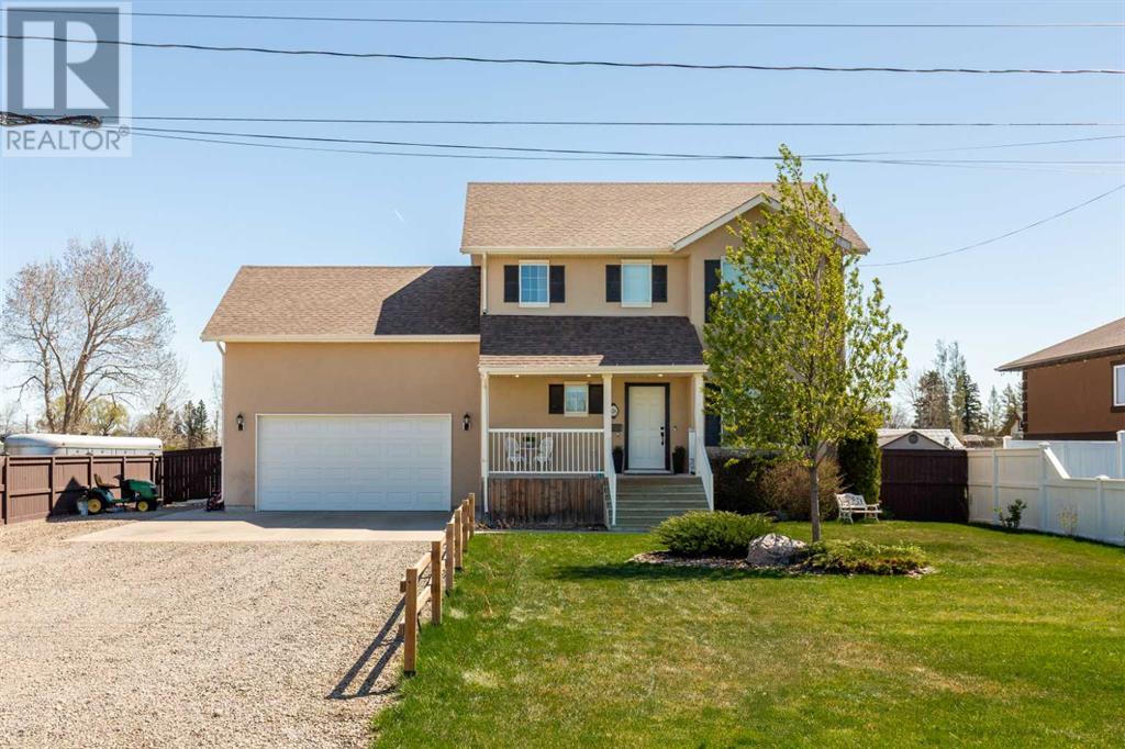 126 5 Street, Stirling, Alberta  T0K 2E0 - Photo 1 - A2218167