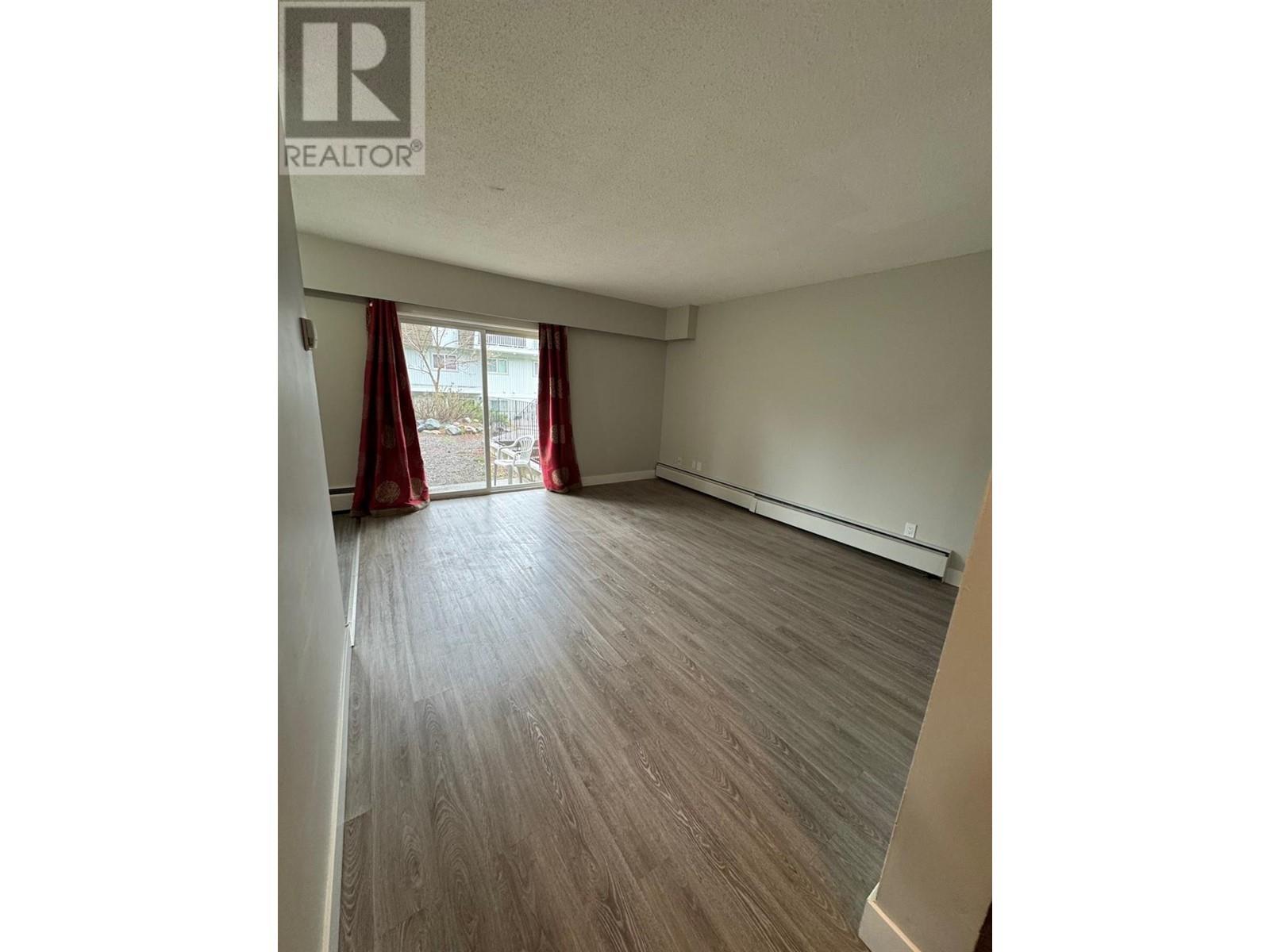 2125 2nd Street N Unit# 109, Cranbrook, British Columbia  V1C 3L4 - Photo 5 - 10348995