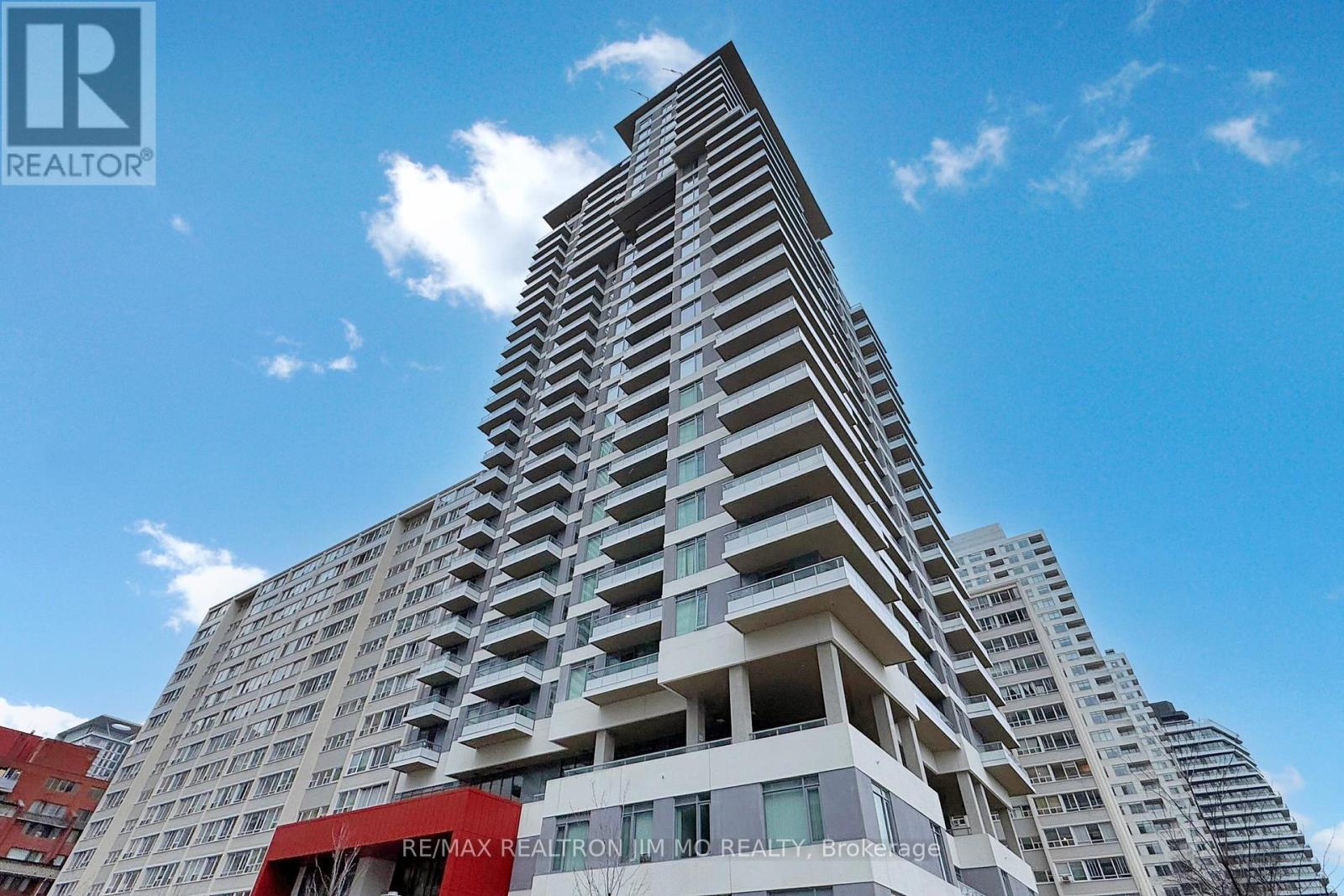 1605 - 25 Holly Street, Toronto, Ontario  M4S 0E3 - Photo 1 - C12136832