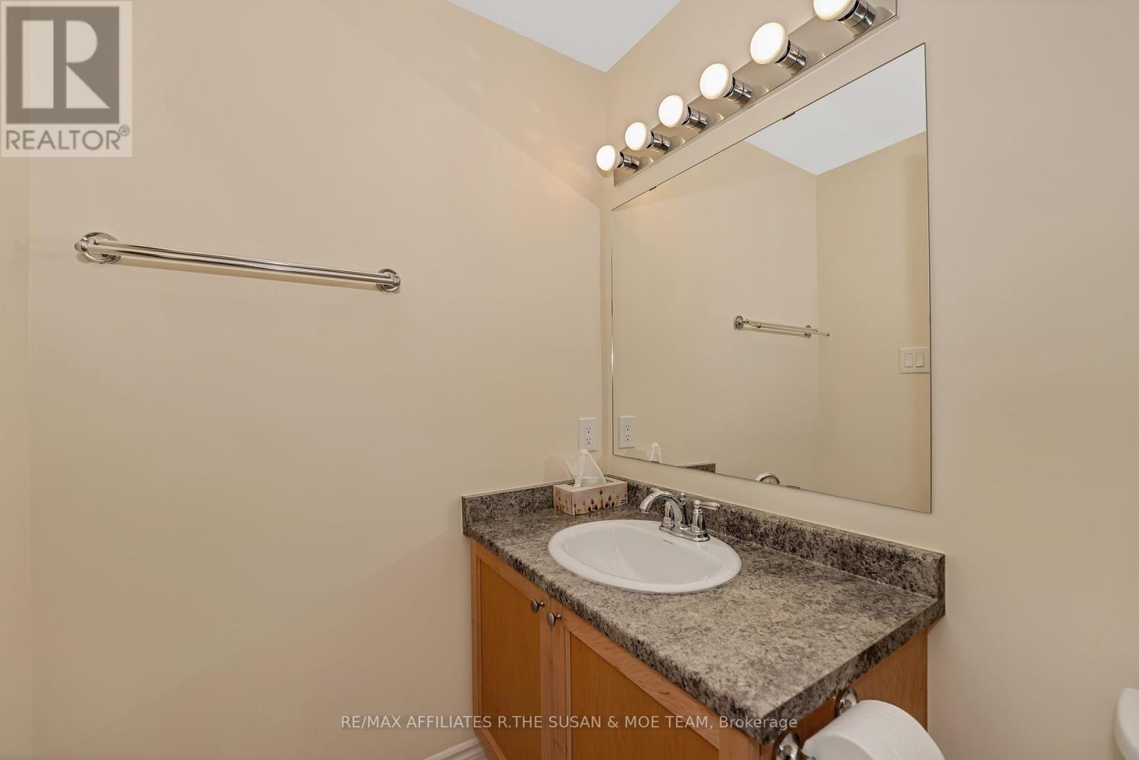 503 Coldwater Crescent, Ottawa, Ontario  K2M 0J4 - Photo 21 - X12171878