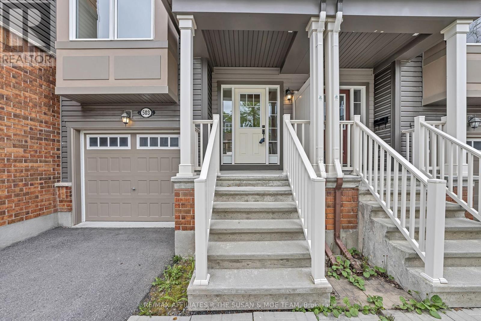 503 Coldwater Crescent, Ottawa, Ontario  K2M 0J4 - Photo 3 - X12171878