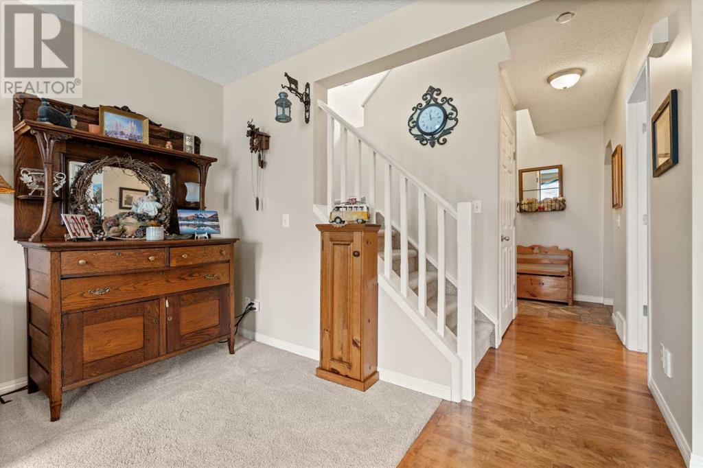 377 Banister Drive, Okotoks, Alberta  T1S 1X9 - Photo 9 - A2221907