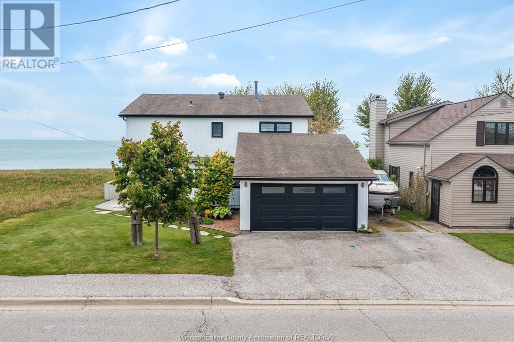 Property at 198 ROBSON image 3