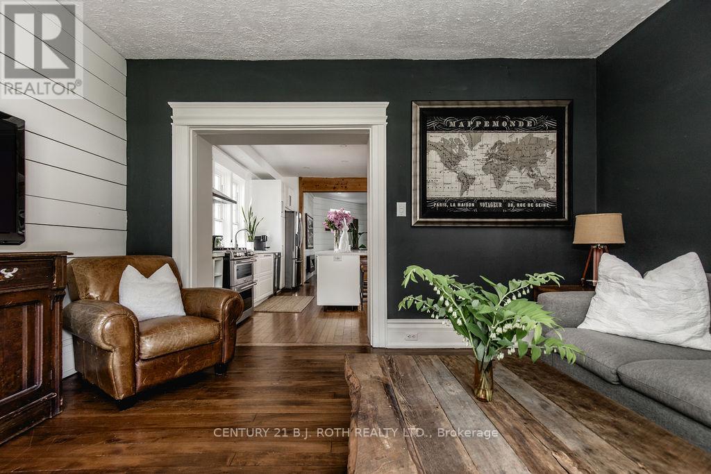 56 Holgate Street, Barrie, Ontario  L4N 2T7 - Photo 19 - S12168091