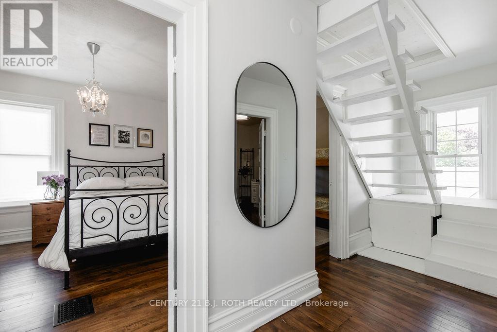 56 Holgate Street, Barrie, Ontario  L4N 2T7 - Photo 28 - S12168091