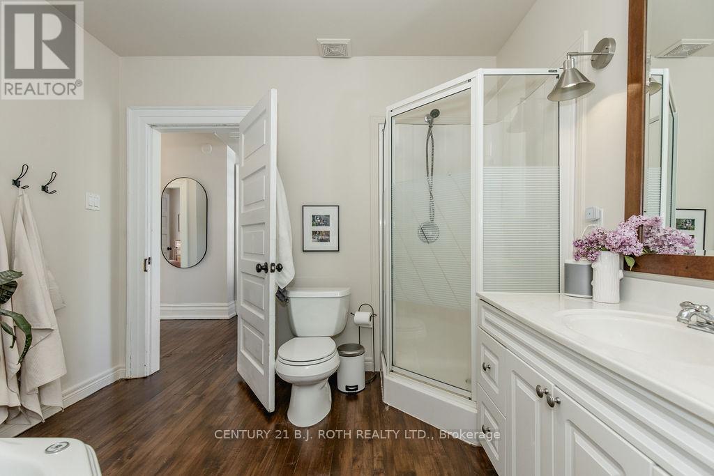 56 Holgate Street, Barrie, Ontario  L4N 2T7 - Photo 34 - S12168091
