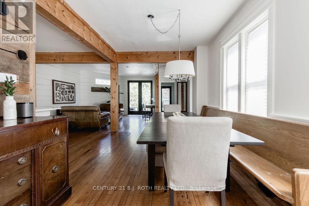 56 Holgate Street, Barrie, Ontario  L4N 2T7 - Photo 8 - S12168091