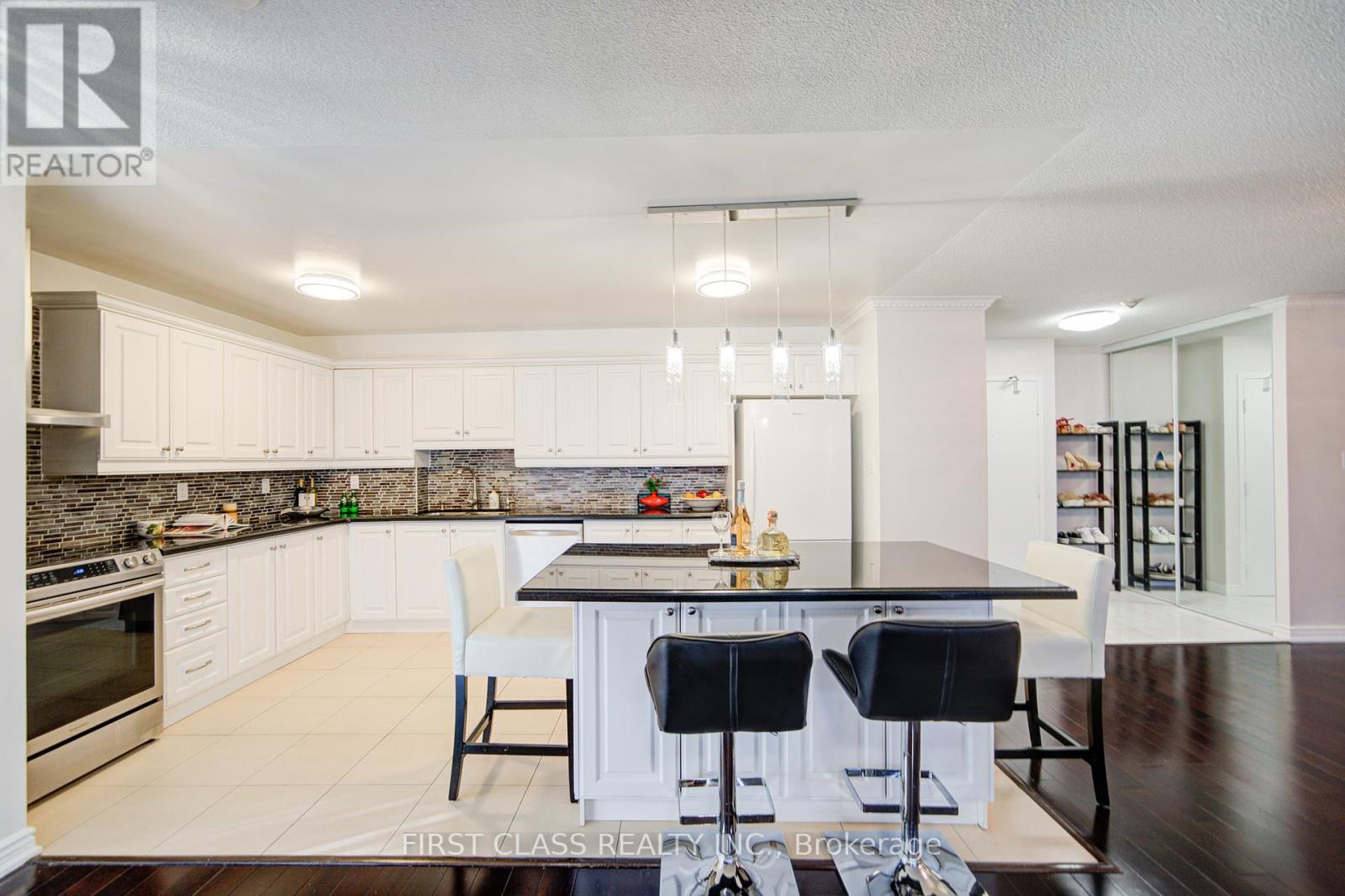 138 - 25 Bamburgh Circle, Toronto, Ontario  M1W 3W2 - Photo 10 - E12164120