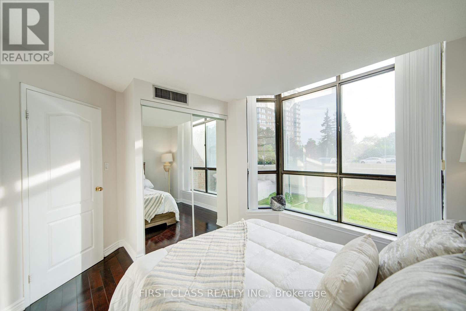 138 - 25 Bamburgh Circle, Toronto (Steeles), Ontario  M1W 3W2 - Photo 22 - E12164120