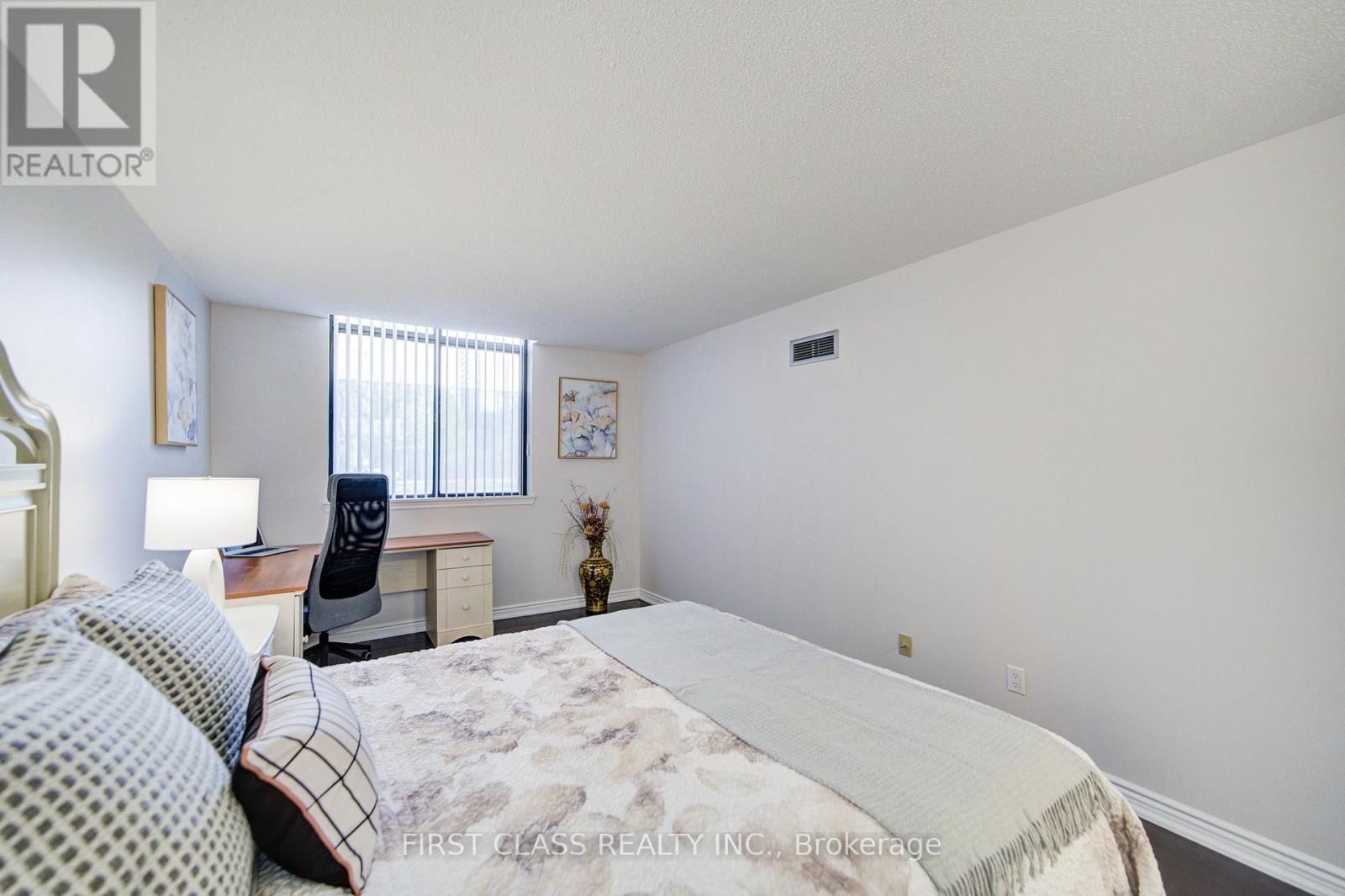 138 - 25 Bamburgh Circle, Toronto (Steeles), Ontario  M1W 3W2 - Photo 35 - E12164120