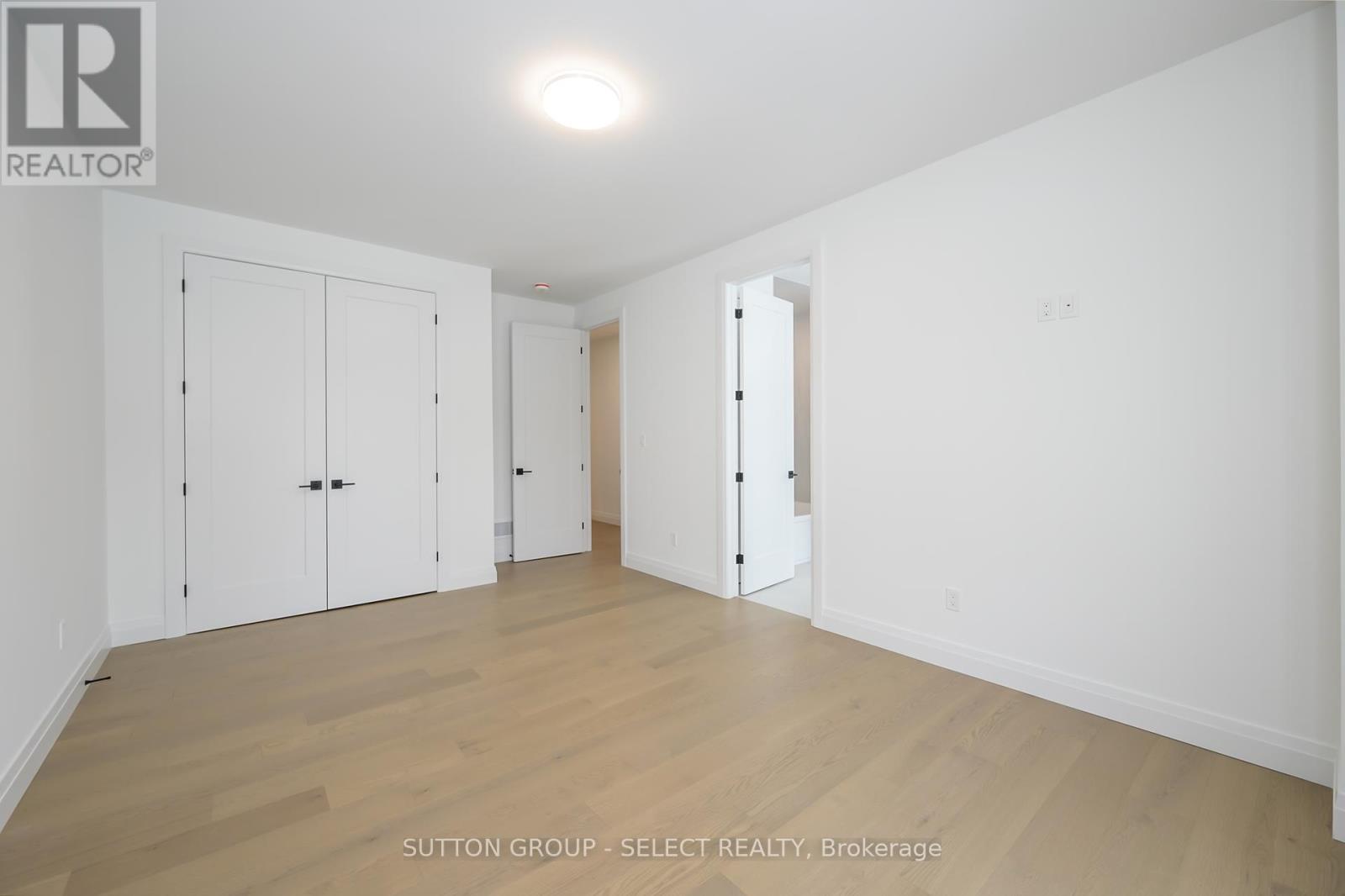 559 Creekview Chase, London North, Ontario  N6G 3X9 - Photo 34 - X12171885