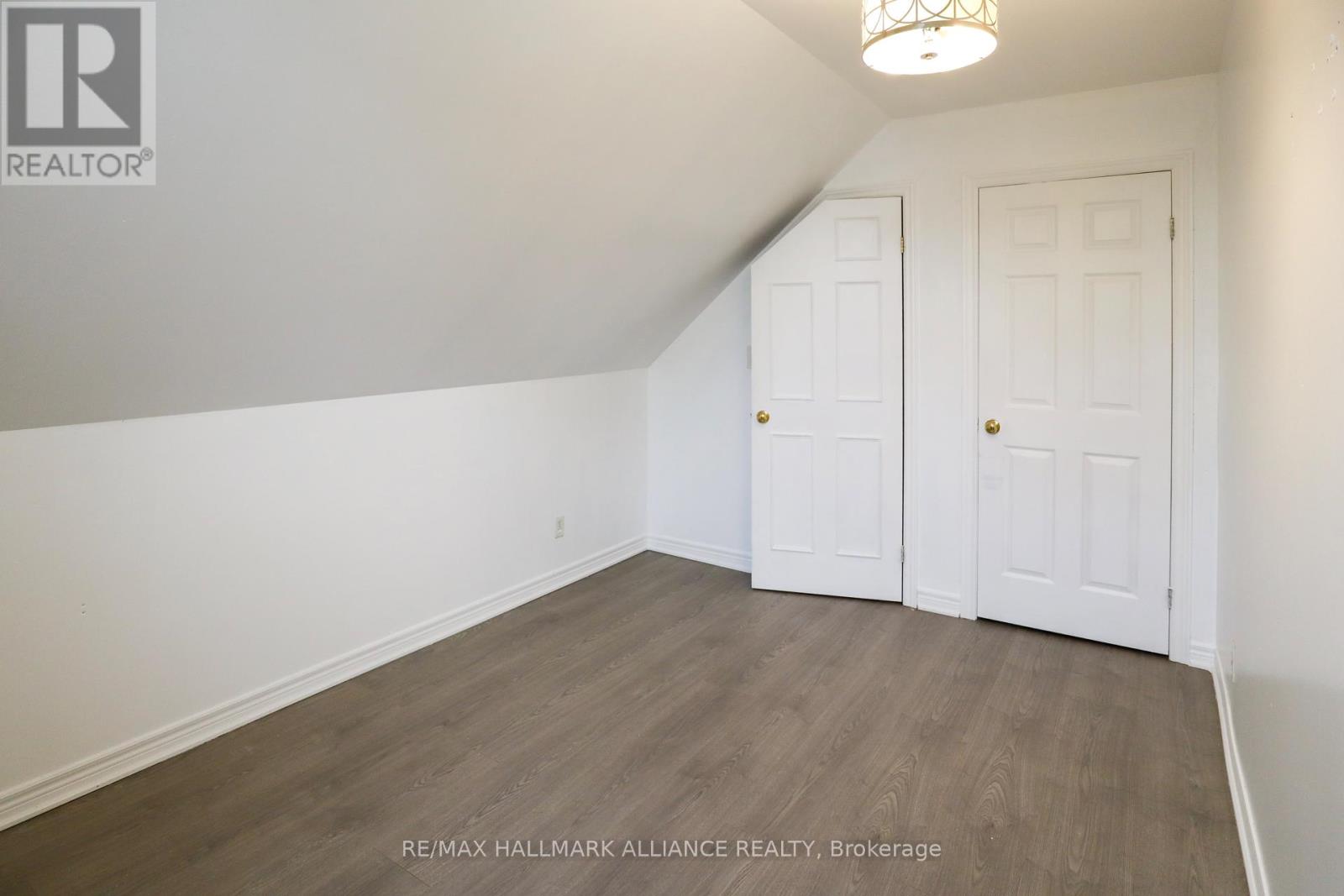 8 Mcbride Drive, St. Catharines (Rykert/vansickle), Ontario  L2S 3Y4 - Photo 9 - X12113422