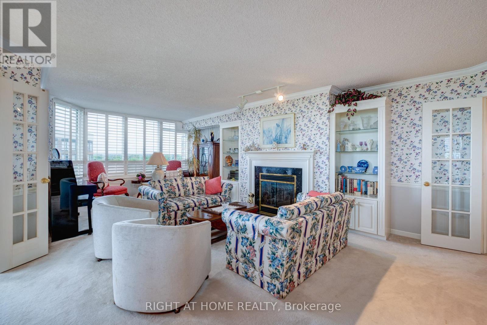 914 - 610 Bullock Drive, Markham, Ontario  L3R 0G1 - Photo 16 - N12169789
