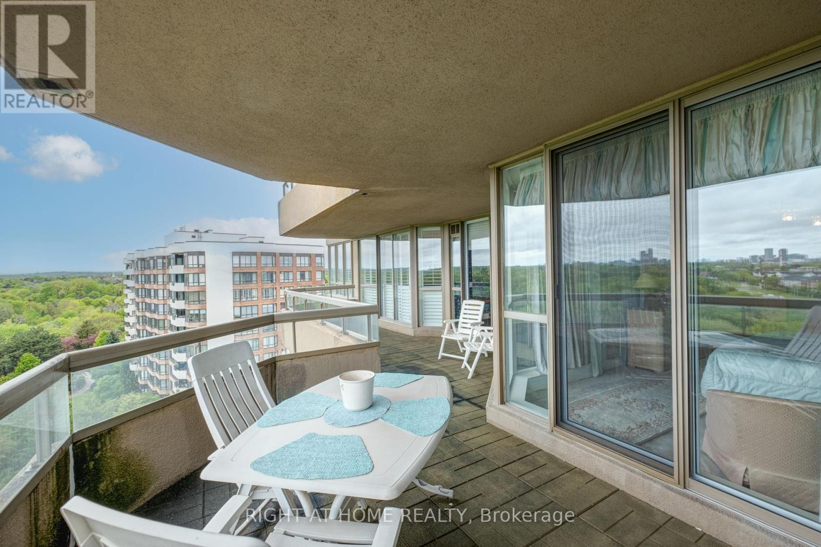 914 - 610 Bullock Drive, Markham, Ontario  L3R 0G1 - Photo 34 - N12169789