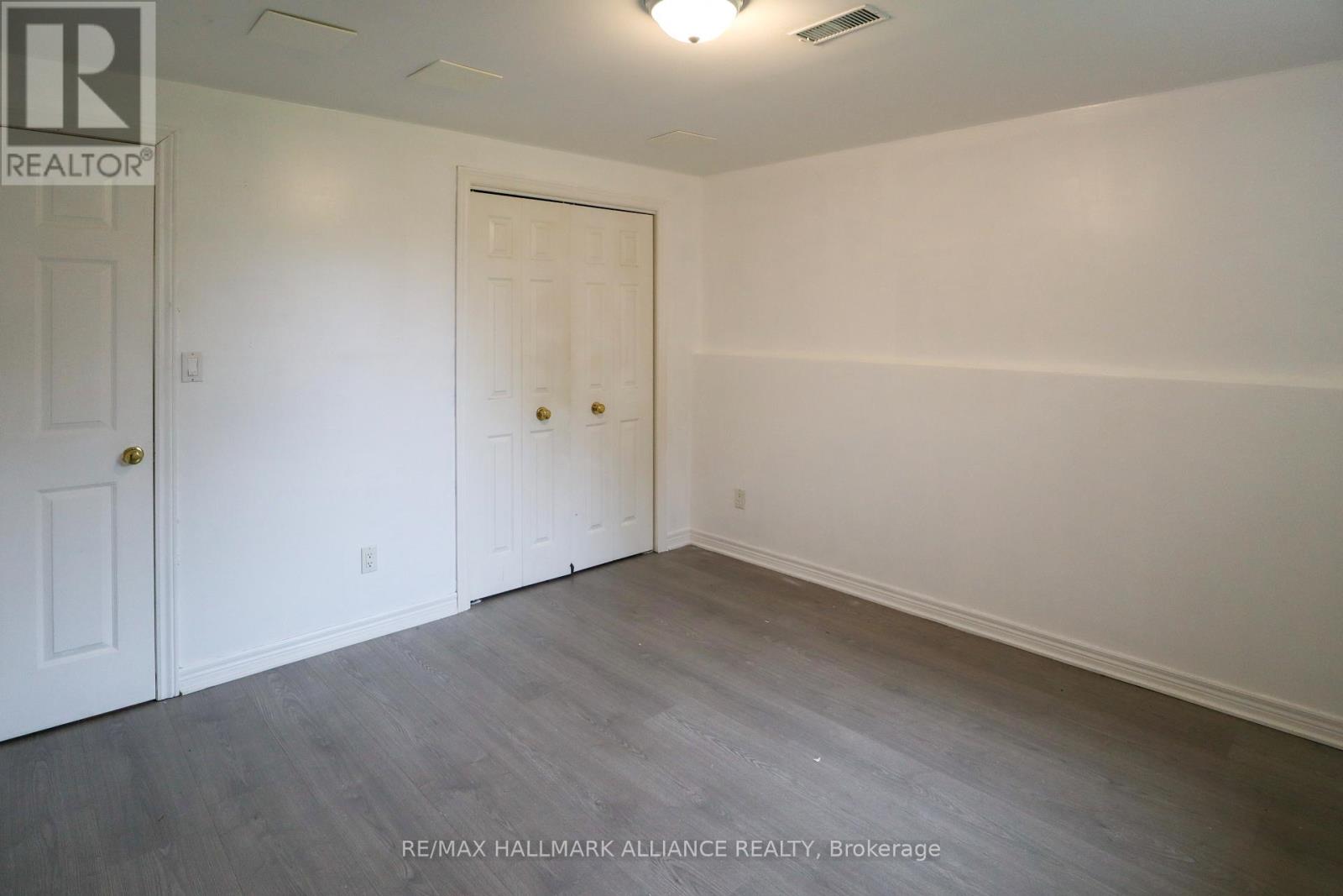 8 Mcbride Drive, St. Catharines (Rykert/vansickle), Ontario  L2S 3Y4 - Photo 16 - X12113422