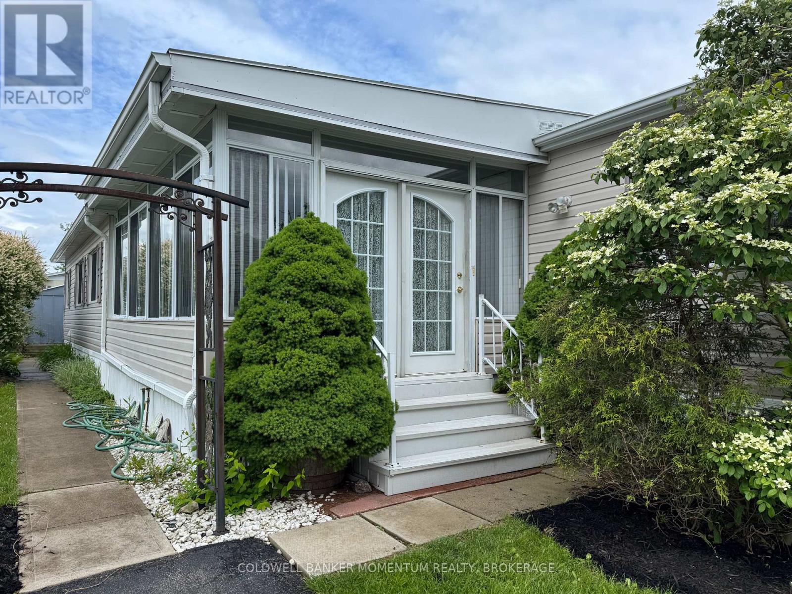 Property at 52 - 3033 TOWNLINE ROAD image 5