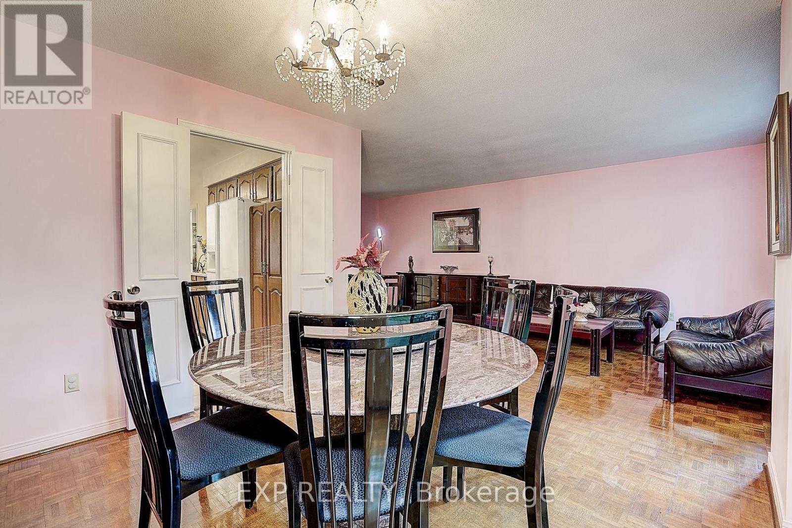 4458 Bathurst Street, Toronto, Ontario  M3H 3S2 - Photo 13 - C12166168